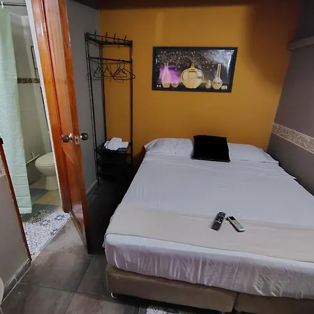 Hotel Tiny Con Ventilador *