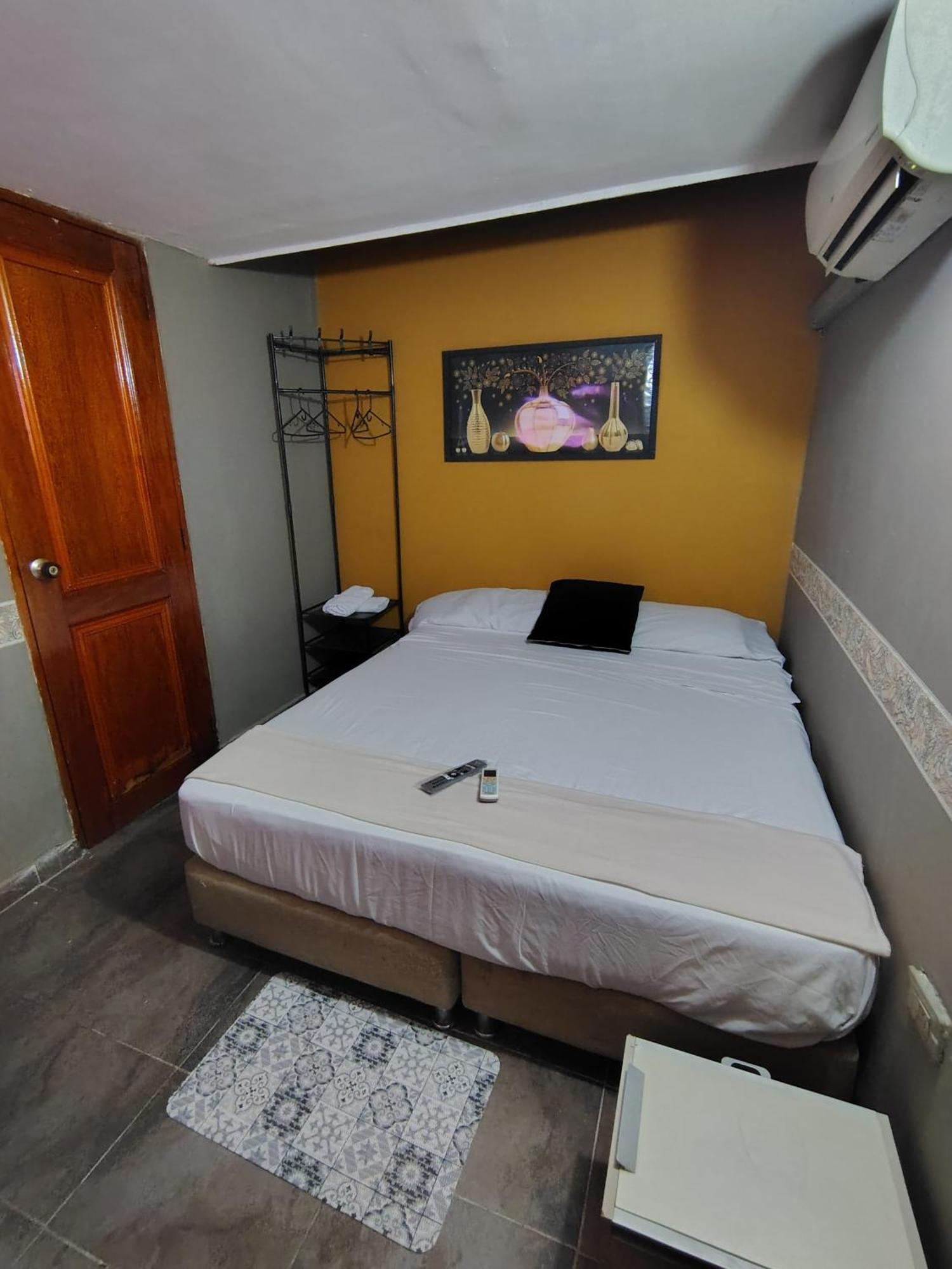 Hotel Tiny Con Ventilador